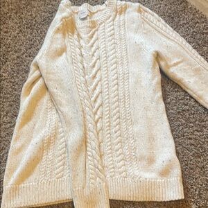 Old Navy Women's Cream Cable Knit Sweater